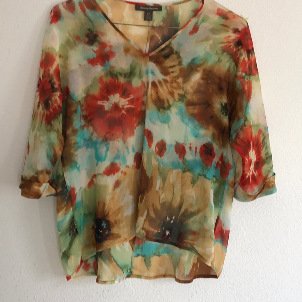 Tommy Bahama pullover top